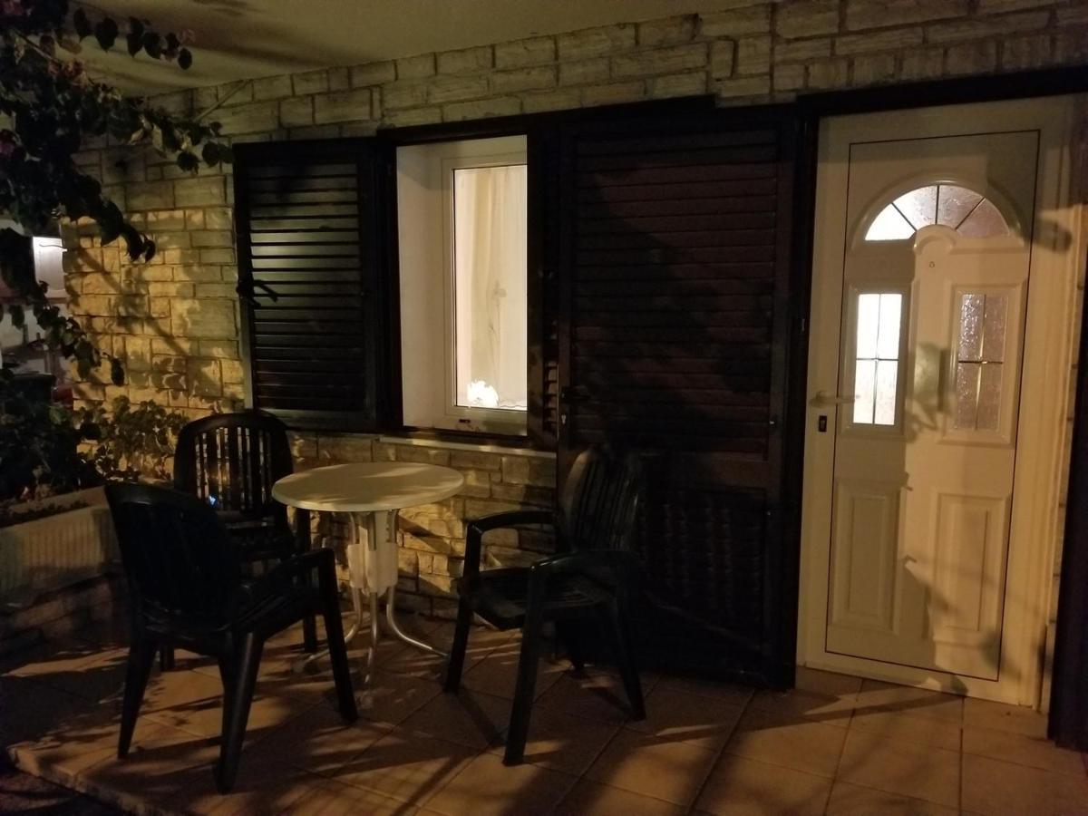 Danyja Apartments Sveti Filip i Jakov Exterior foto